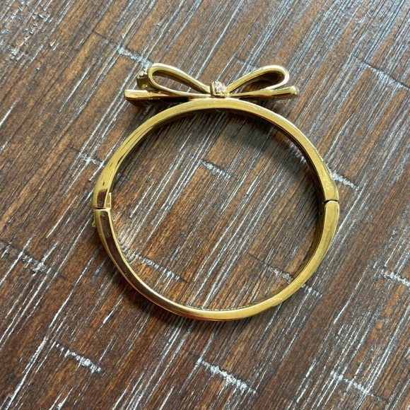 kate spade Gold Bow Accent Bracelet - Picture 1 of 5
